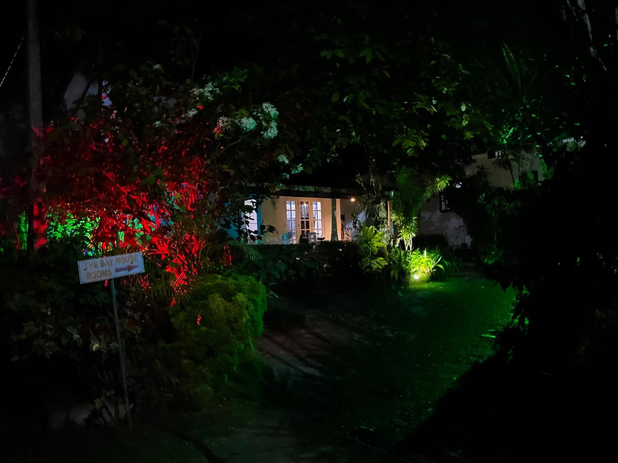 The Bay House Hotel เวลิกามา ภายนอก รูปภาพ