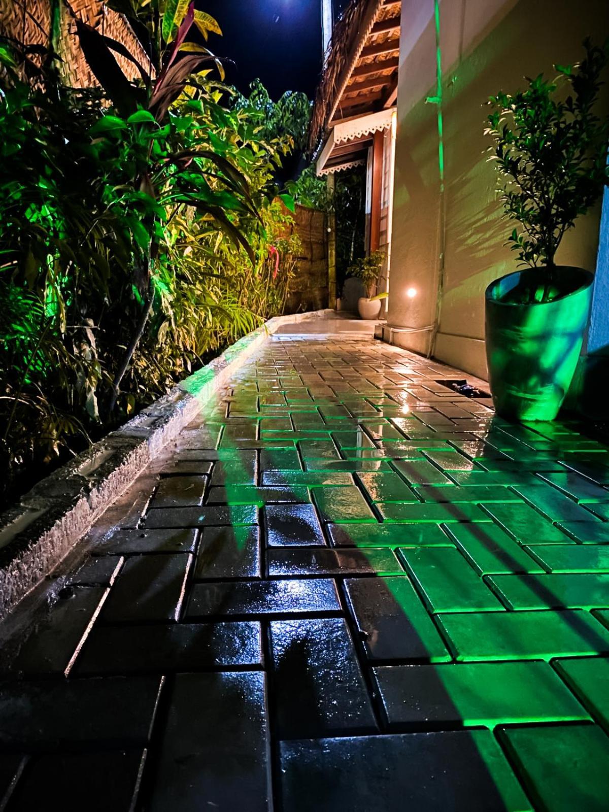 The Bay House Hotel เวลิกามา ภายนอก รูปภาพ